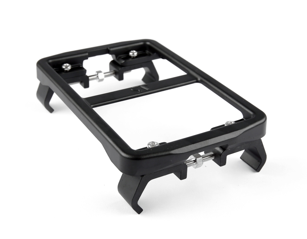 AtranVelo  NEWRACK UNI adapter (sort) AVS adapter til bagagbærer 90-135 mm.  Inkl. værktøj til montering. Egnet til elcykler.