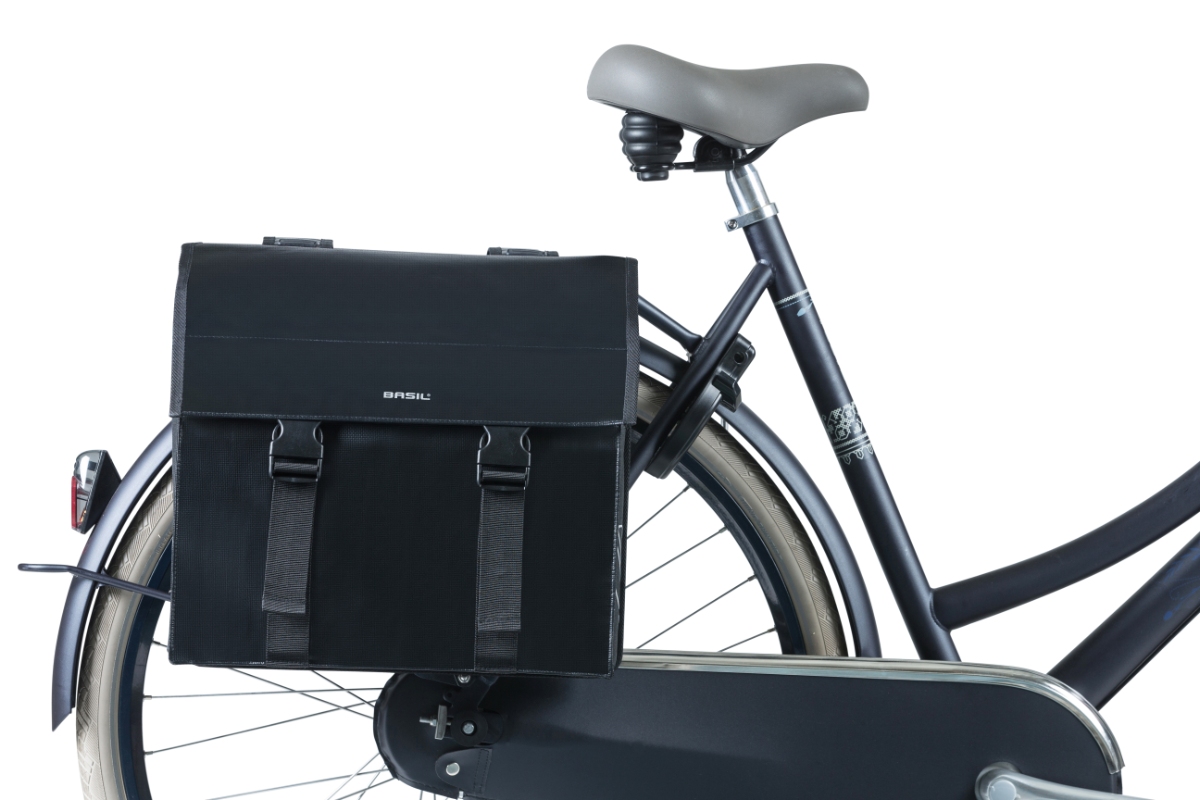 Taskesæt fra Basil Model Urban Load. Vol. 48-53 L. Vandafvisende materiale. Kan også mont. med  MIK, AVS, Uniklip eller Racktime adapter.