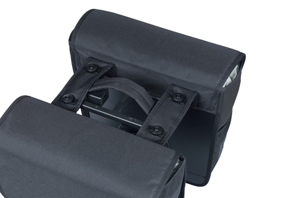Taske sæt BASIL GO bag MIK 2.0 Sort 29x15x34cm 32L Dobbel Pannier inklusiv MIK 2.0 adapter