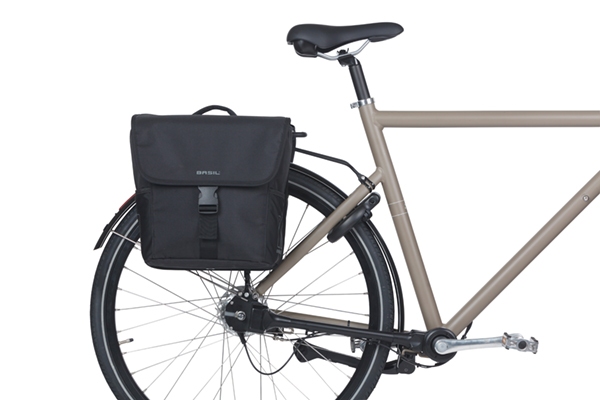 Taske sæt BASIL GO bag MIK 2.0 Sort 29x15x34cm 32L Dobbel Pannier inklusiv MIK 2.0 adapter