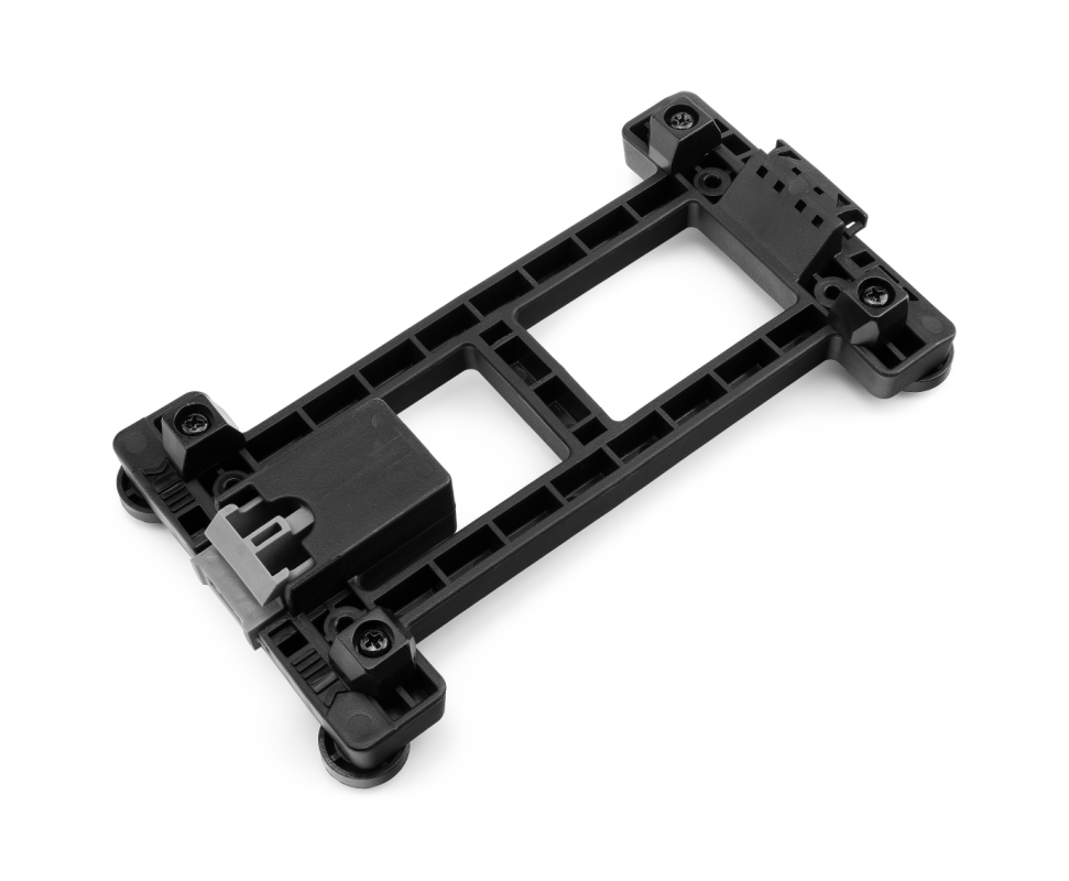 Adapter BASIL MIK 2.0 med lås. Produktadapter til montage af f.eks. cykeltasker & -kurve uden MIK/MIK 2.0 på bagagebærer med MIK system.