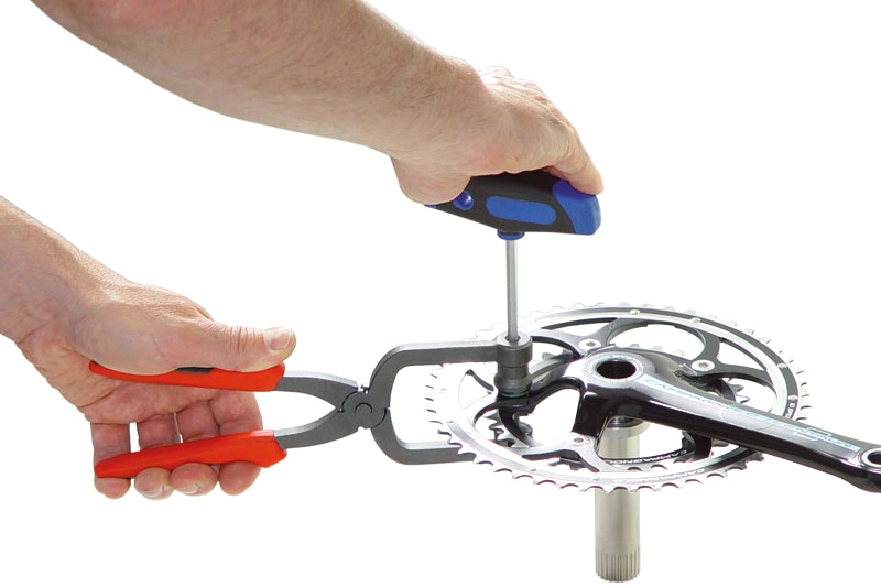 Klingeværktøj Chainring'r fra Cyclus til nem og hurtig af- og påmontering af klingebolte. Bit-D til f.eks. Shimano, Truvativ medfølger.